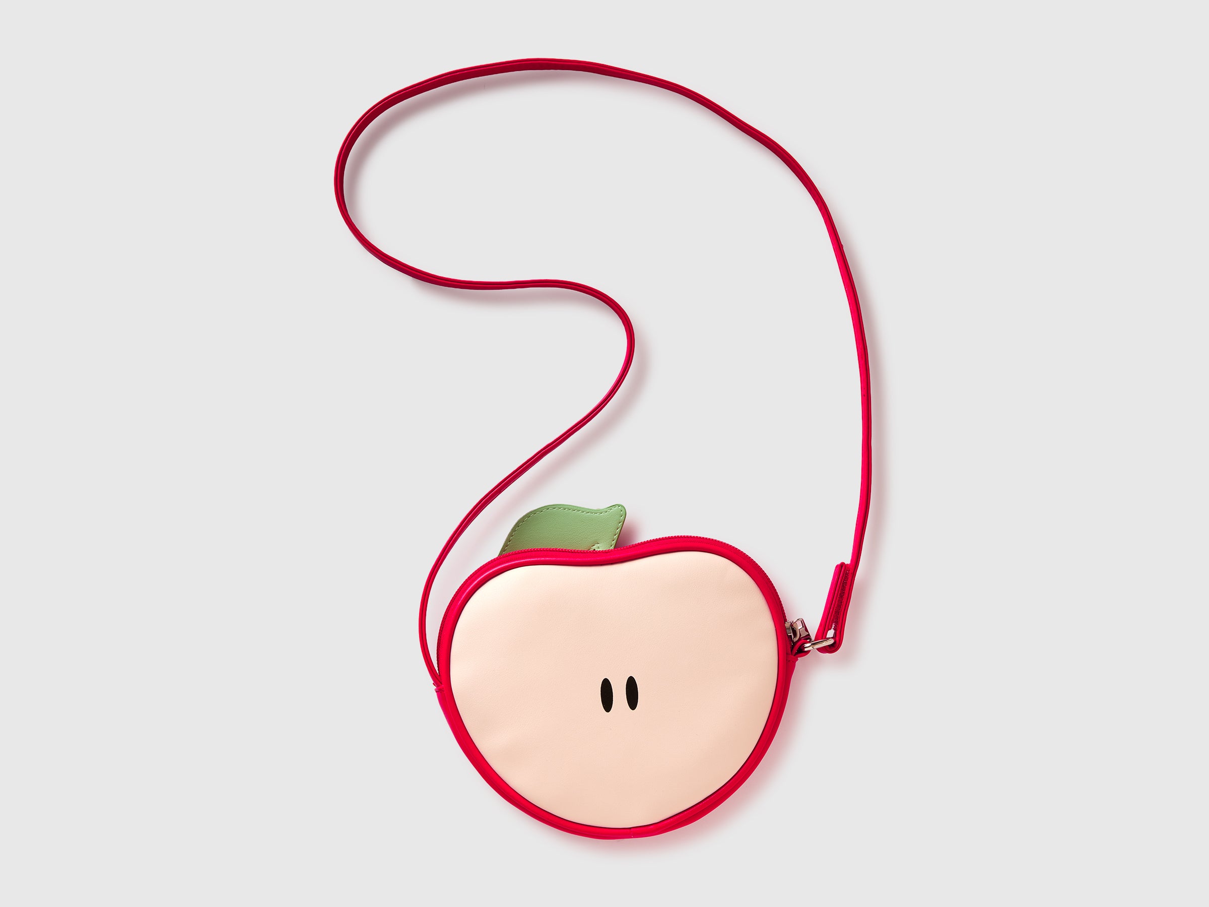 Apple-shaped crossbody bag - ucb_image_BS