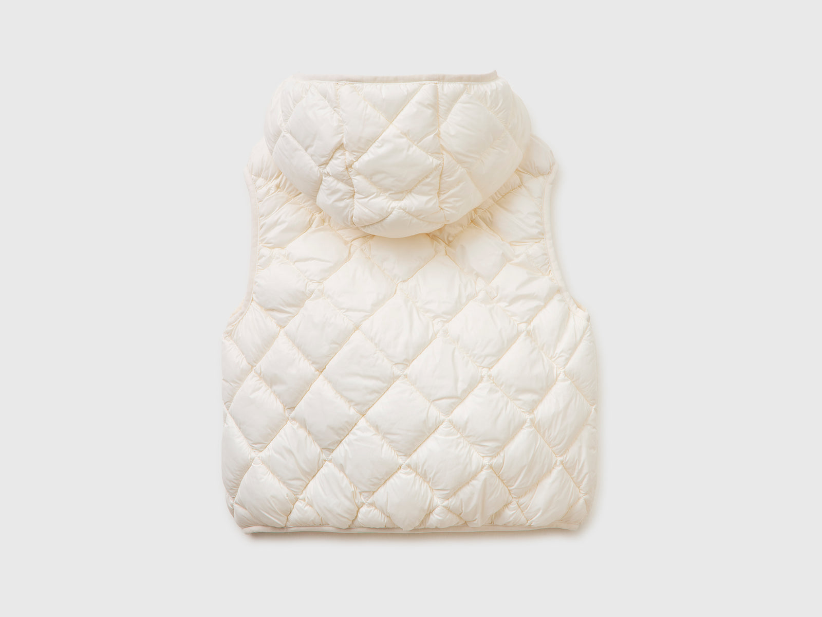 Colete acolchoado com capuz - ucb_image_BS