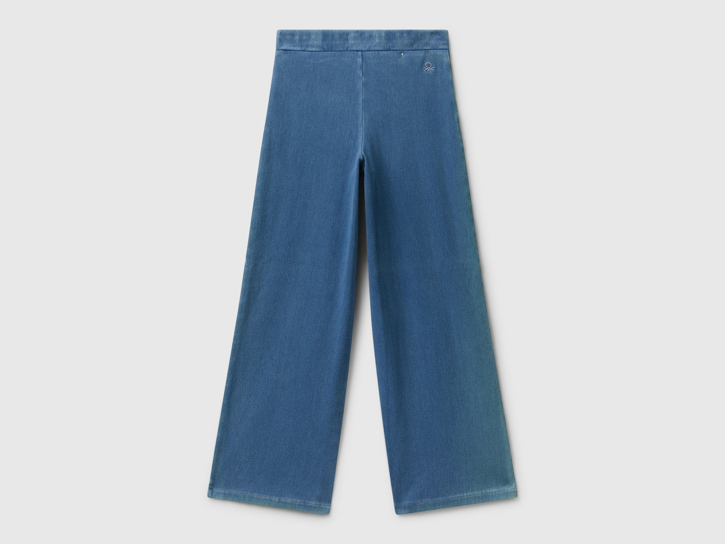 Wide fit super stretch jeans - ucb_image_BS