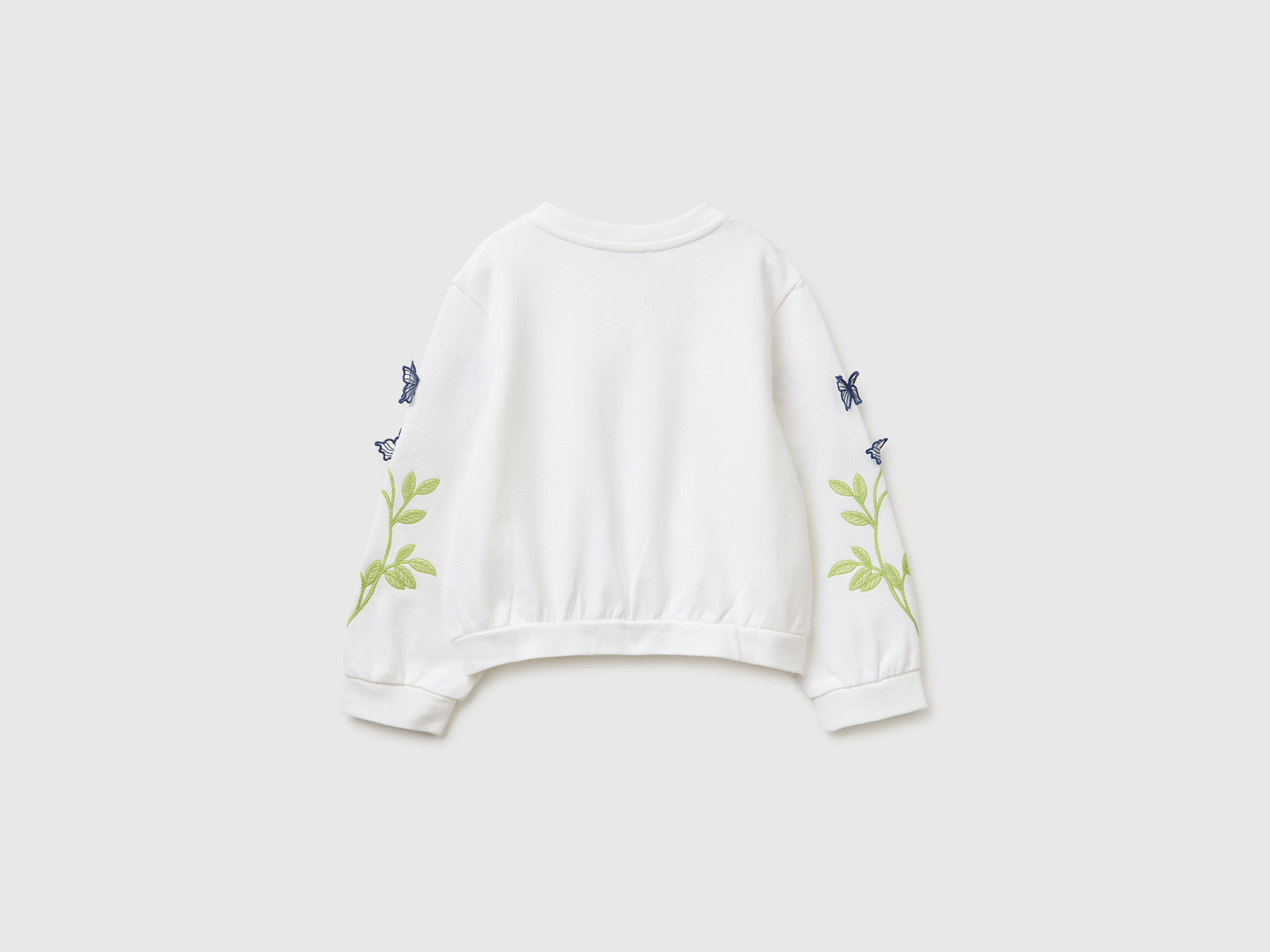 Sweat com flores bordadas - ucb_image_BS