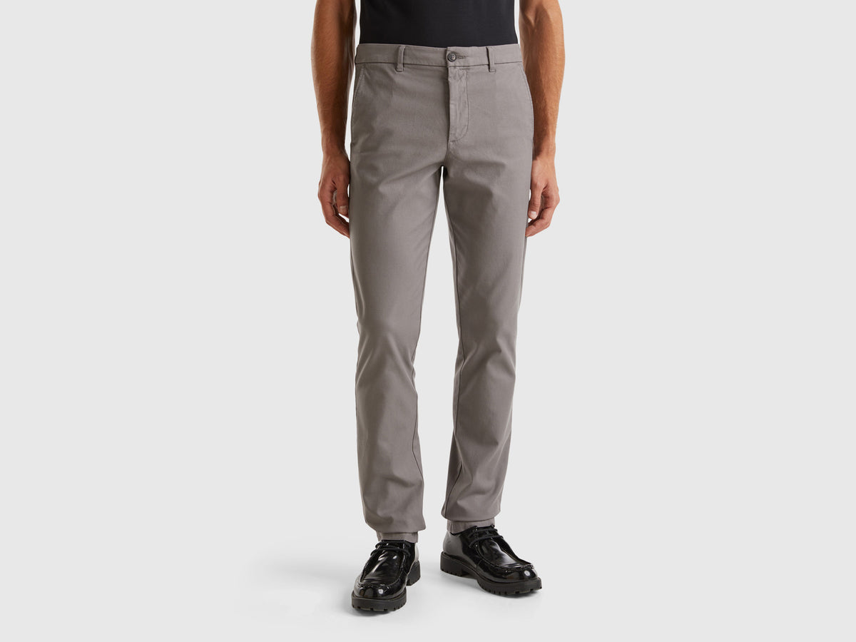 Chinos slim fit em algodão stretch - ucb_image_F