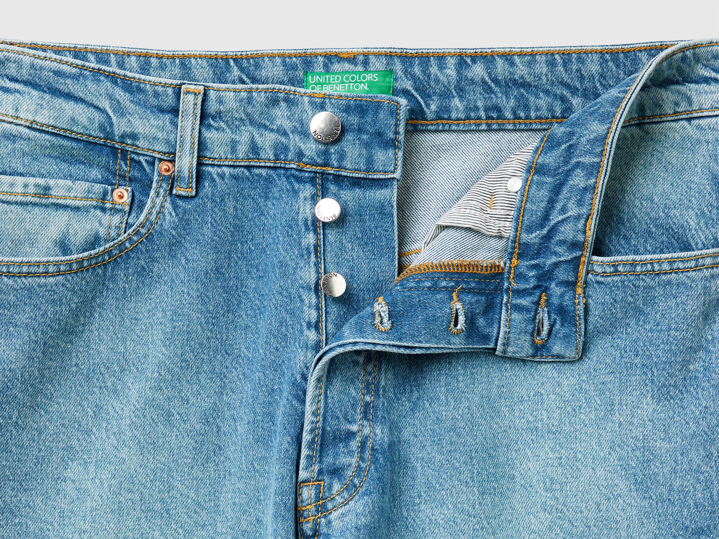 Five pocket straight fit jeans