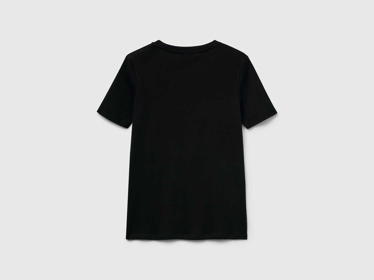 T-shirt em algodão puro com decote em V - ucb_image_BS