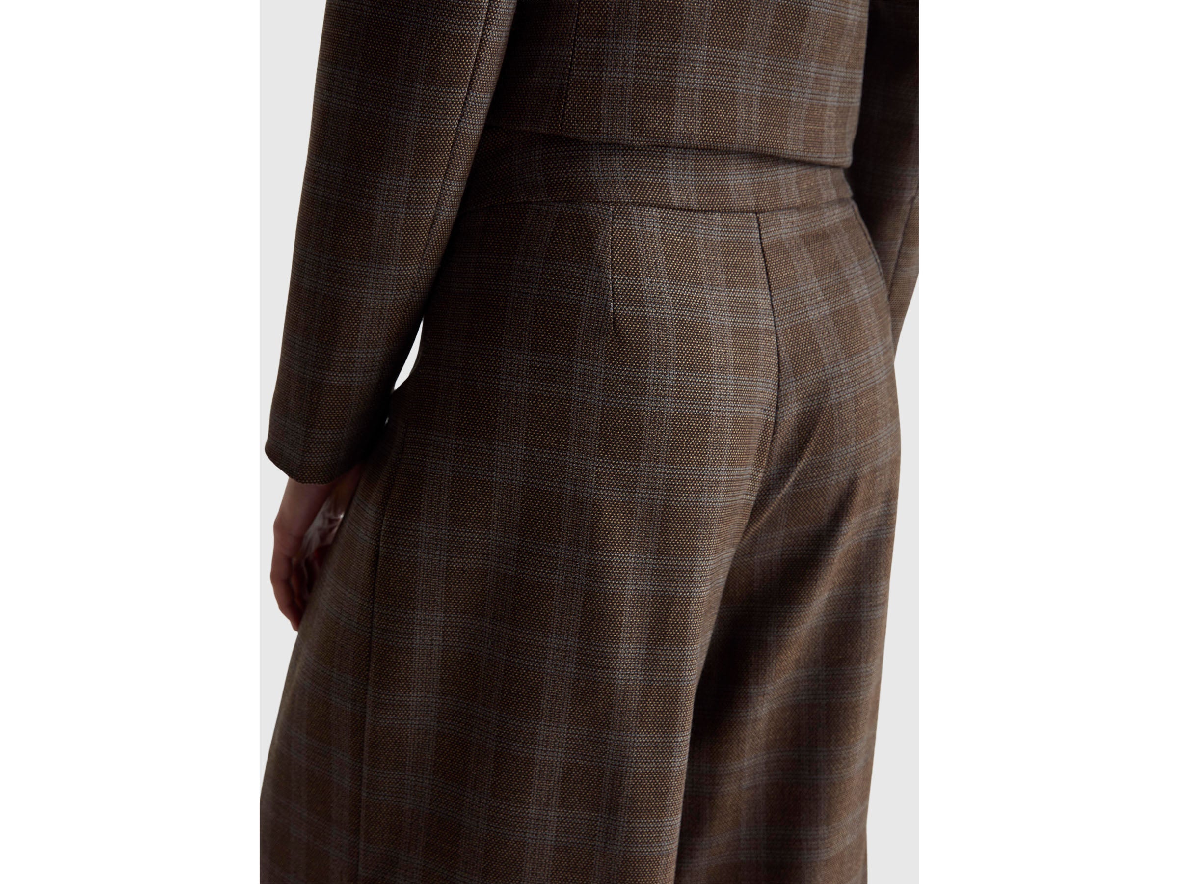 Bermudas aos quadrados - ucb_image_FY