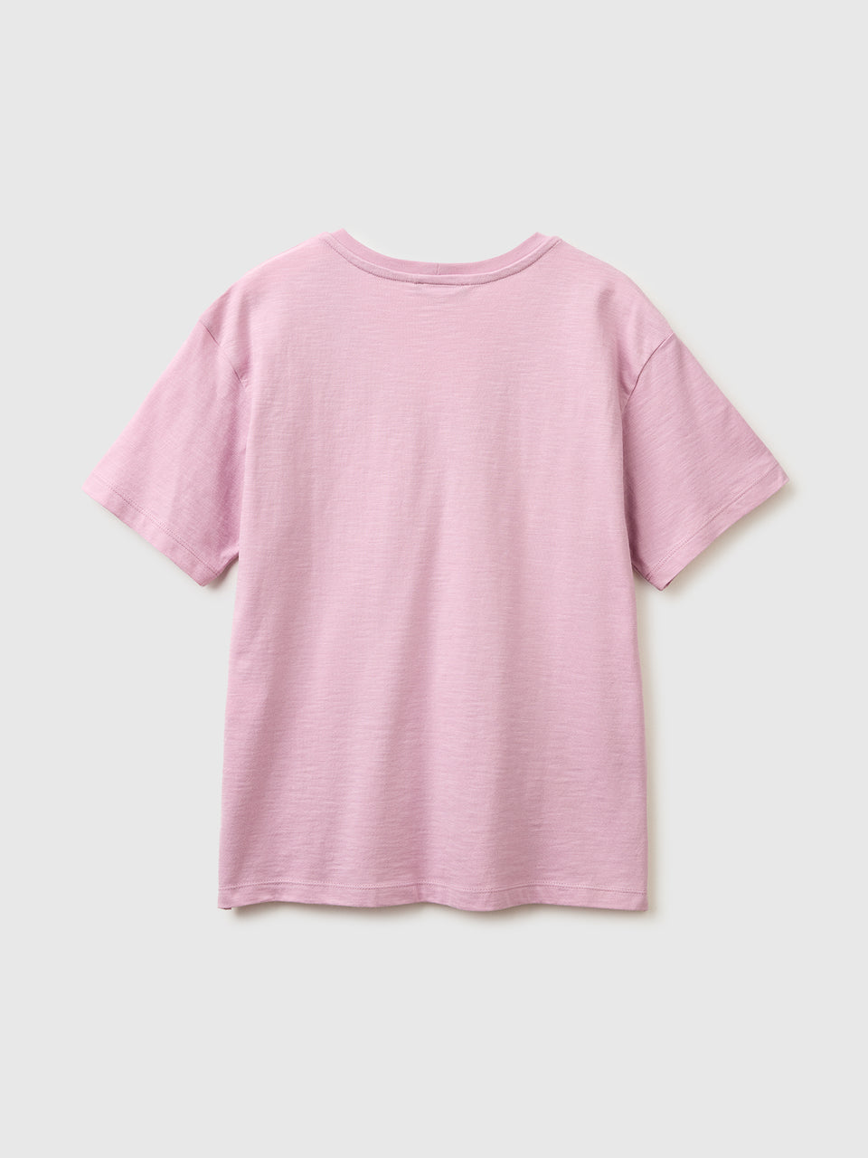 V-neck t-shirt in lightweight cotton - ucb_image_BS