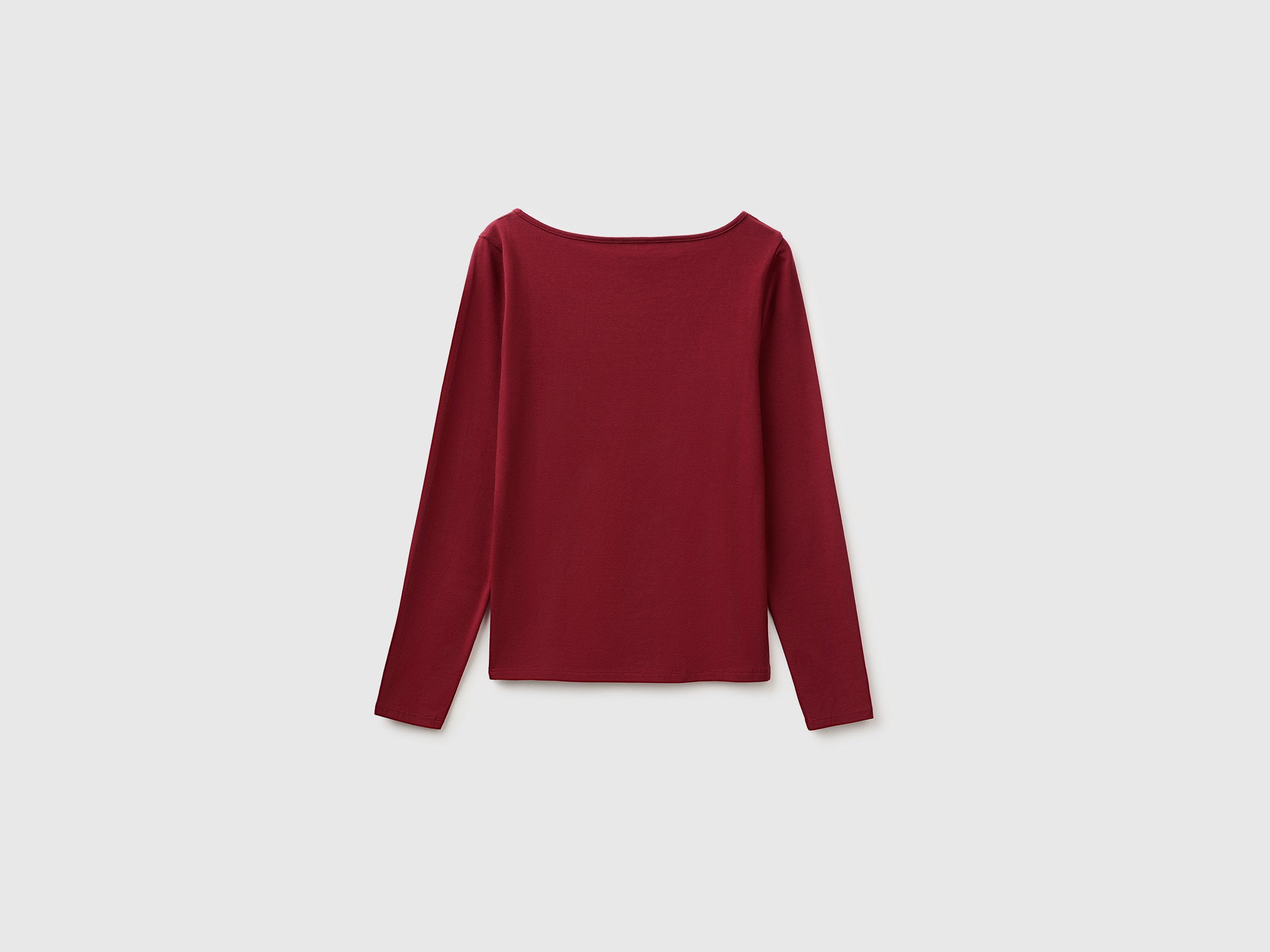 T-shirt slim fit com decote amplo - ucb_image_BS