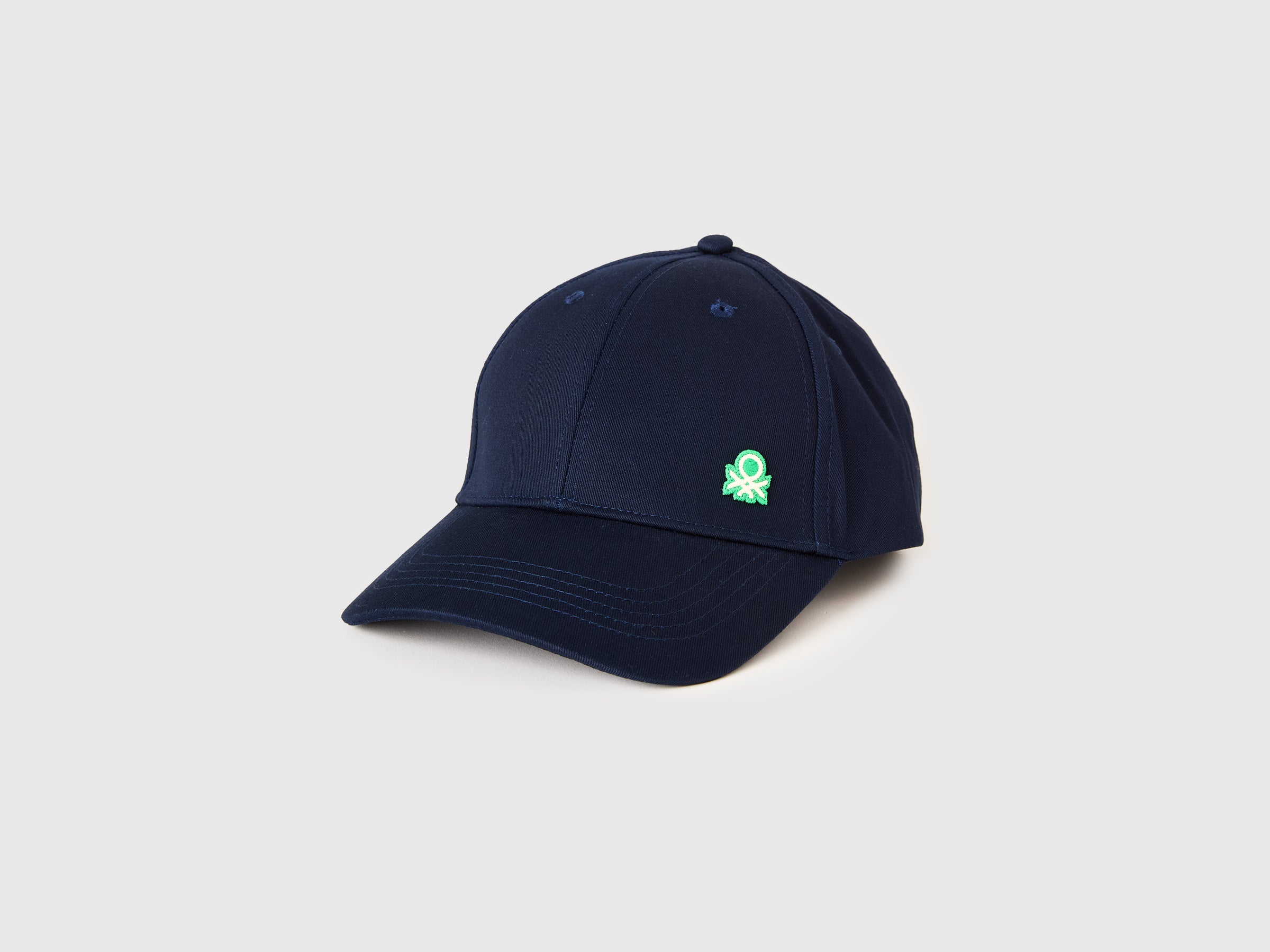Baseball cap with logo - ucb_image_FS