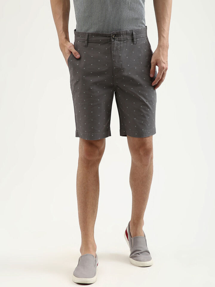 Slim Fit 2 Triangle Printed Shorts