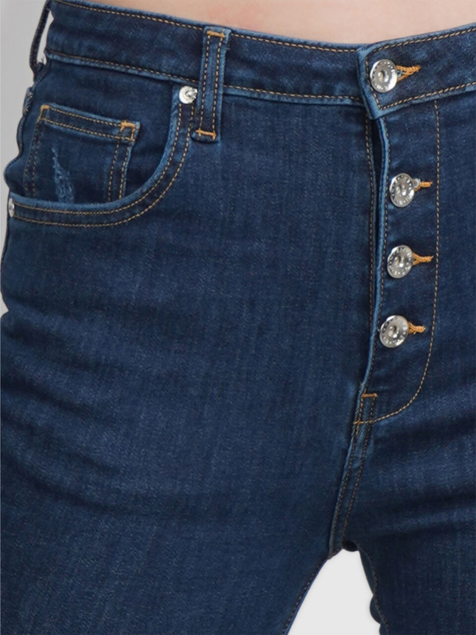 Bootcut With Damaging  And Fraying image number null