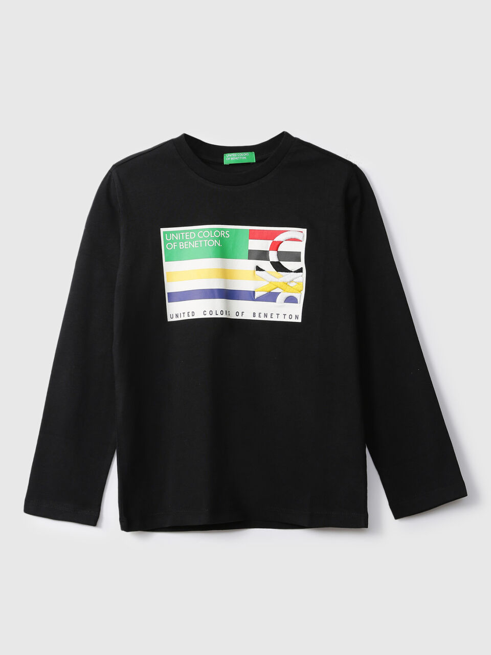 FLAG IN 3D EMB. TEE LONG image number 1