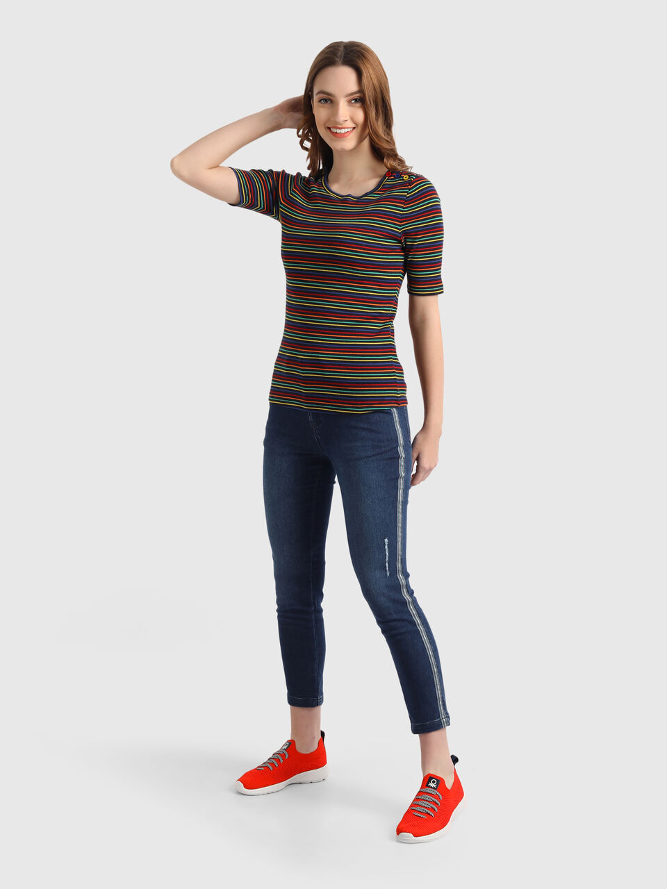 Rib Stripe Top with Shoulder Butin image number null