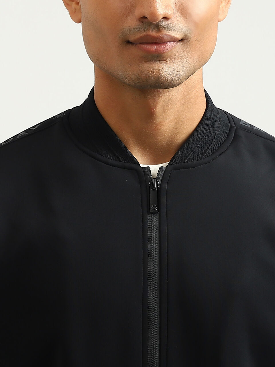 SLEEVE PRINT NEOPRENE KNIT JACKET image number null