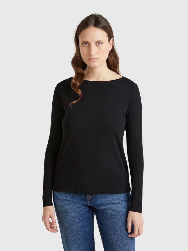 T-shirt with boat neck in 100% cotton Women