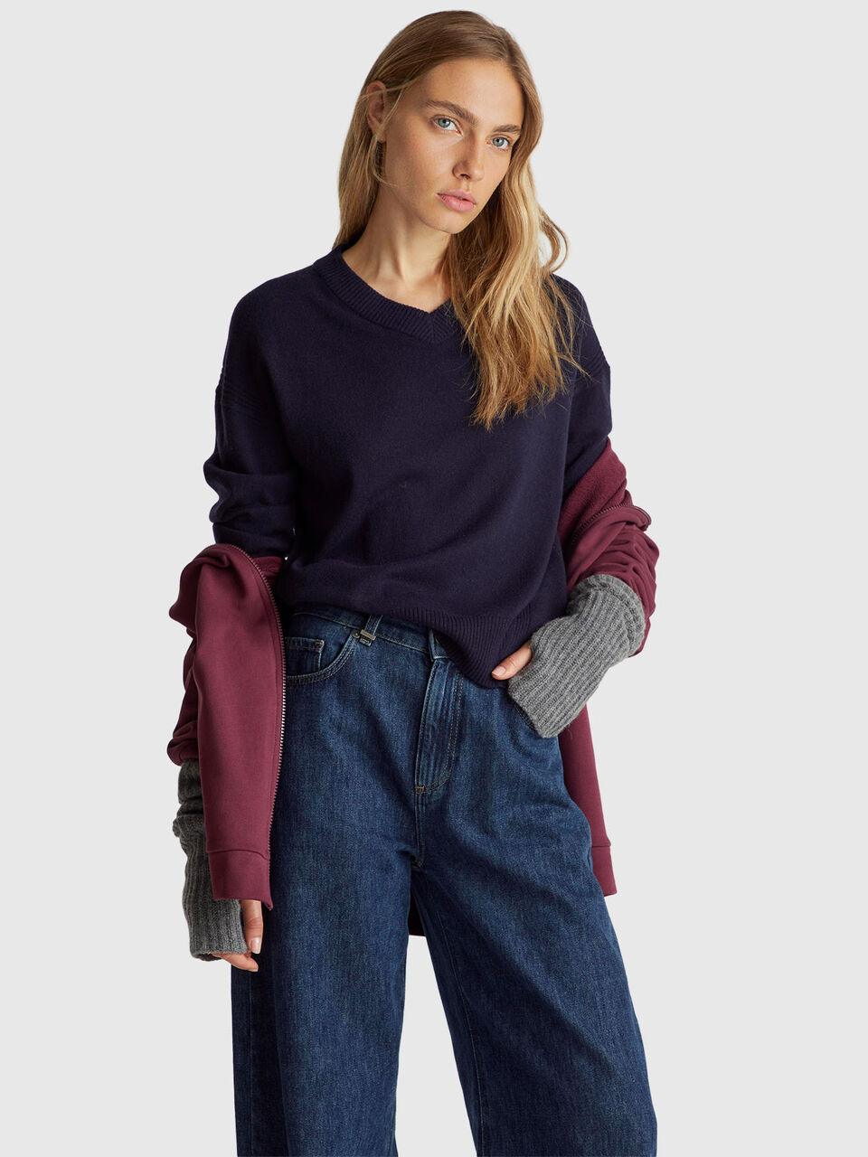 V NECK SWEATER L/S Women image number null