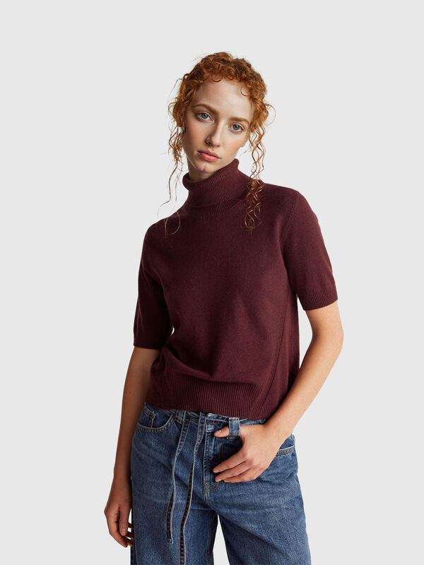 Burnt brown short sleeve turtleneck in cashmere blend Burnt brown short sleeve turtleneck in cashmere blend Women