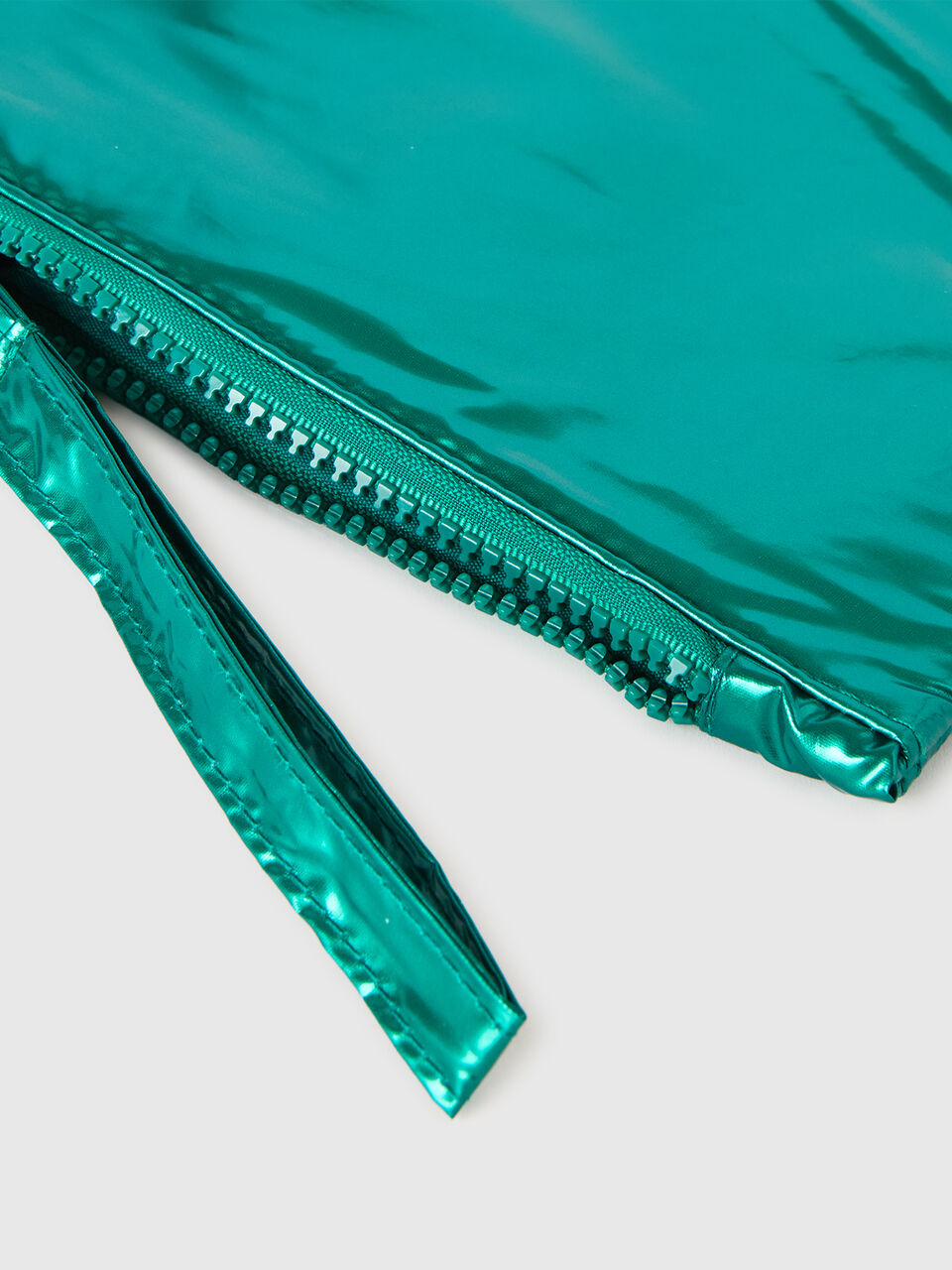 BEAUTY CASE image number null