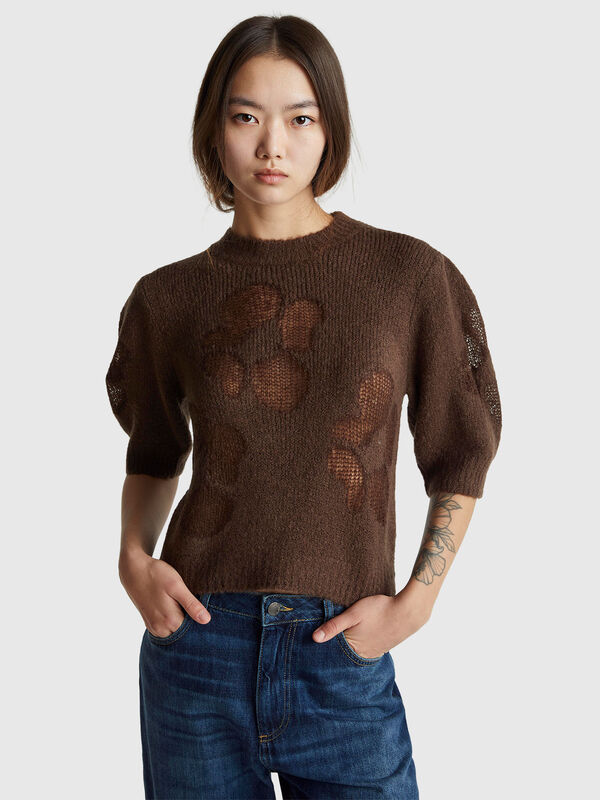 Short sleeve sweater with floral inlay Short sleeve sweater with floral inlay Women