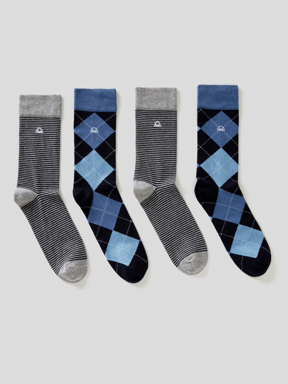 Two pairs of socks with jacquard pattern
