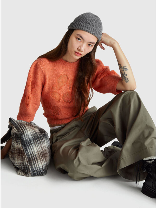 Short sleeve sweater with floral inlay Women