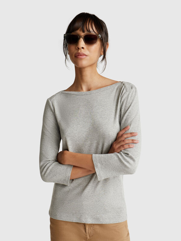 T-shirt with boat neck Women