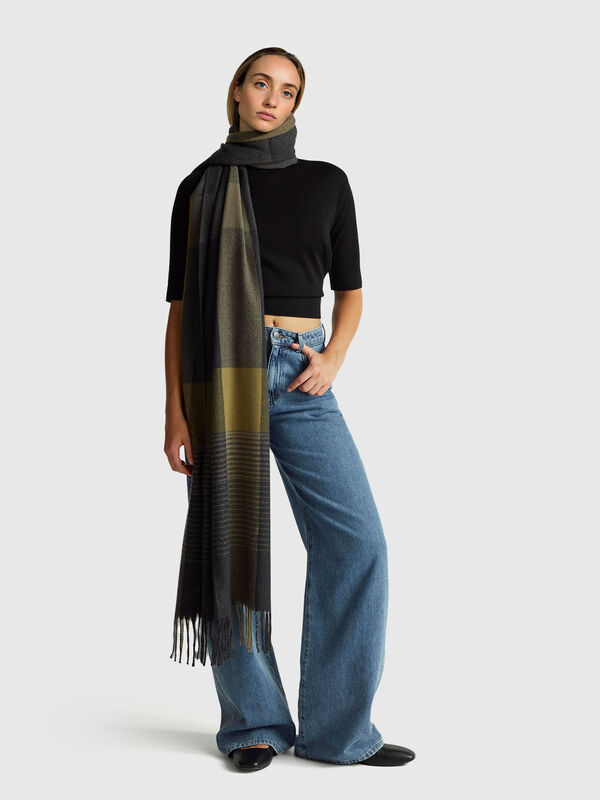 Short sleeve sweater in pure Merino wool Short sleeve sweater in pure Merino wool Women