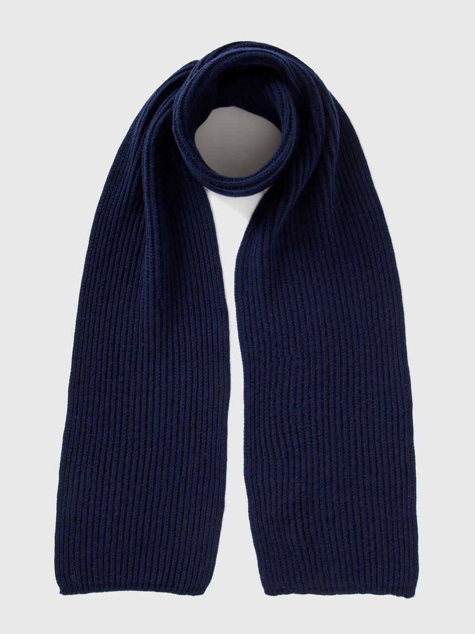 SCARF Men image number 1