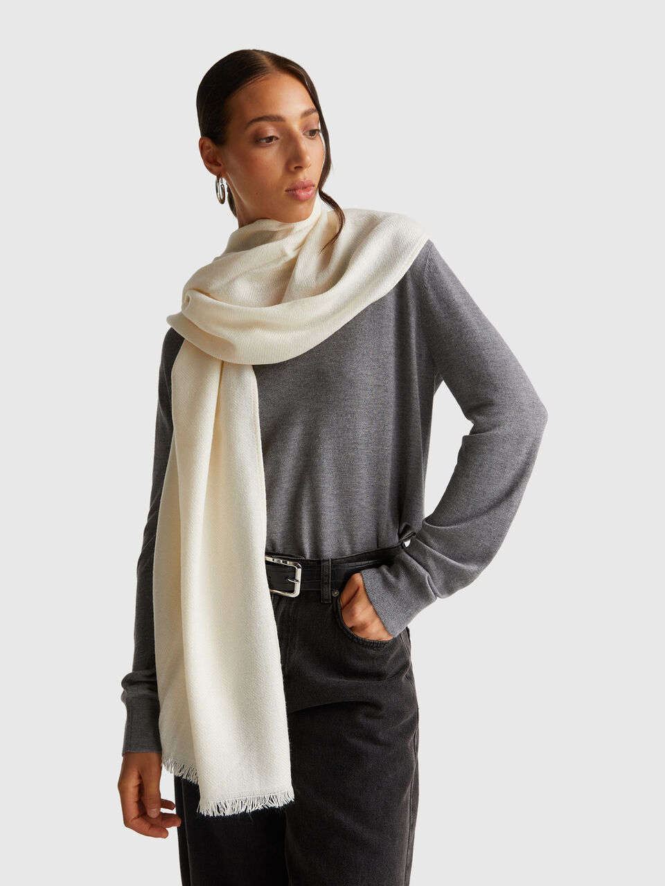 SCARF Women image number null