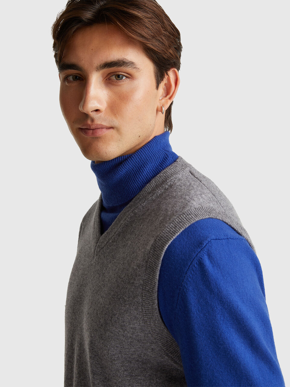 S/L V NECK SWEATER Men image number null