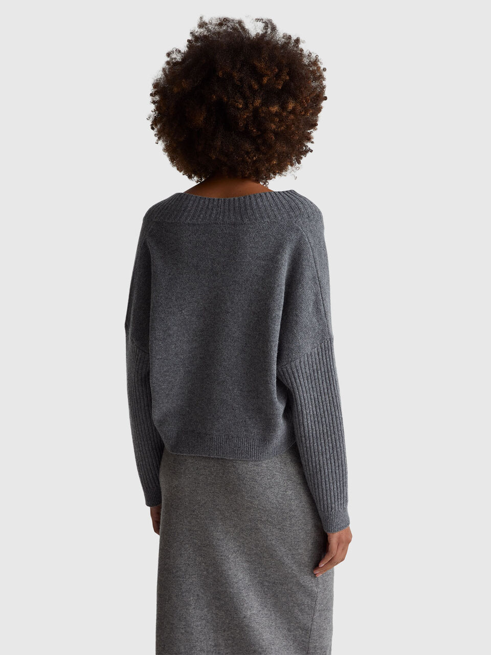 V NECK SWEATER L/S Women image number null