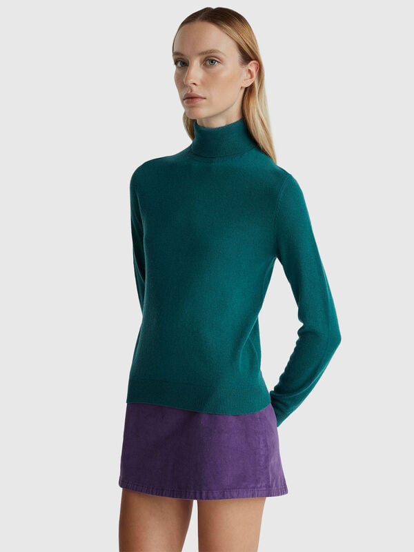 Green turtleneck sweater in pure Merino wool Women