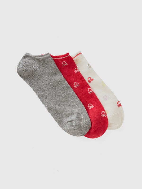 Three pairs of short socks with logo