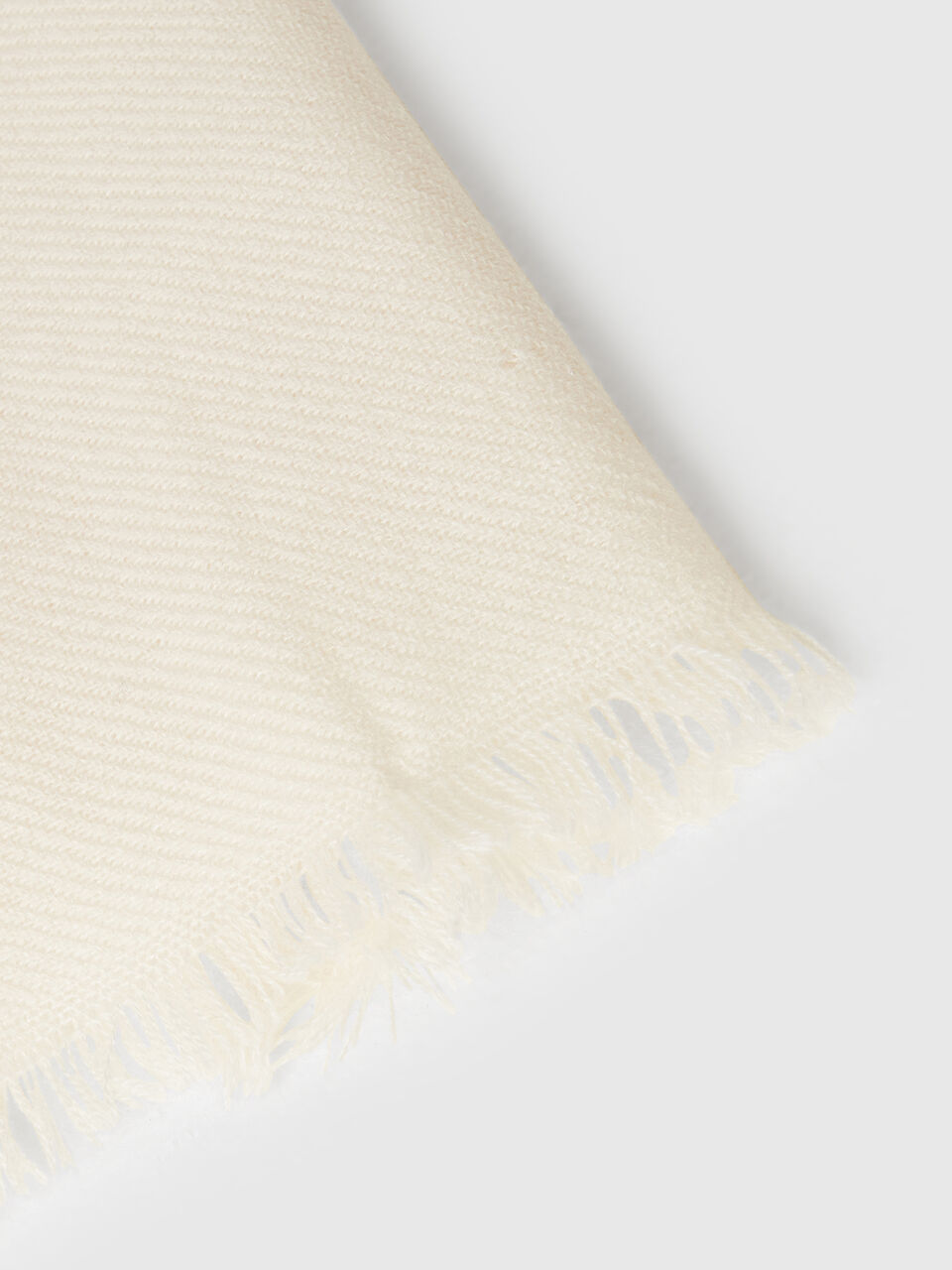 SCARF Women image number null