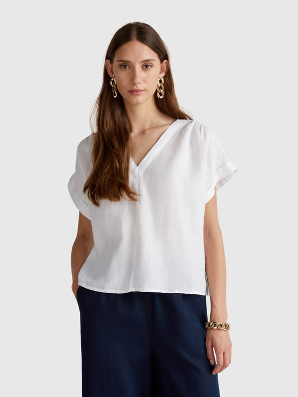 Blouse in pure linen Women
