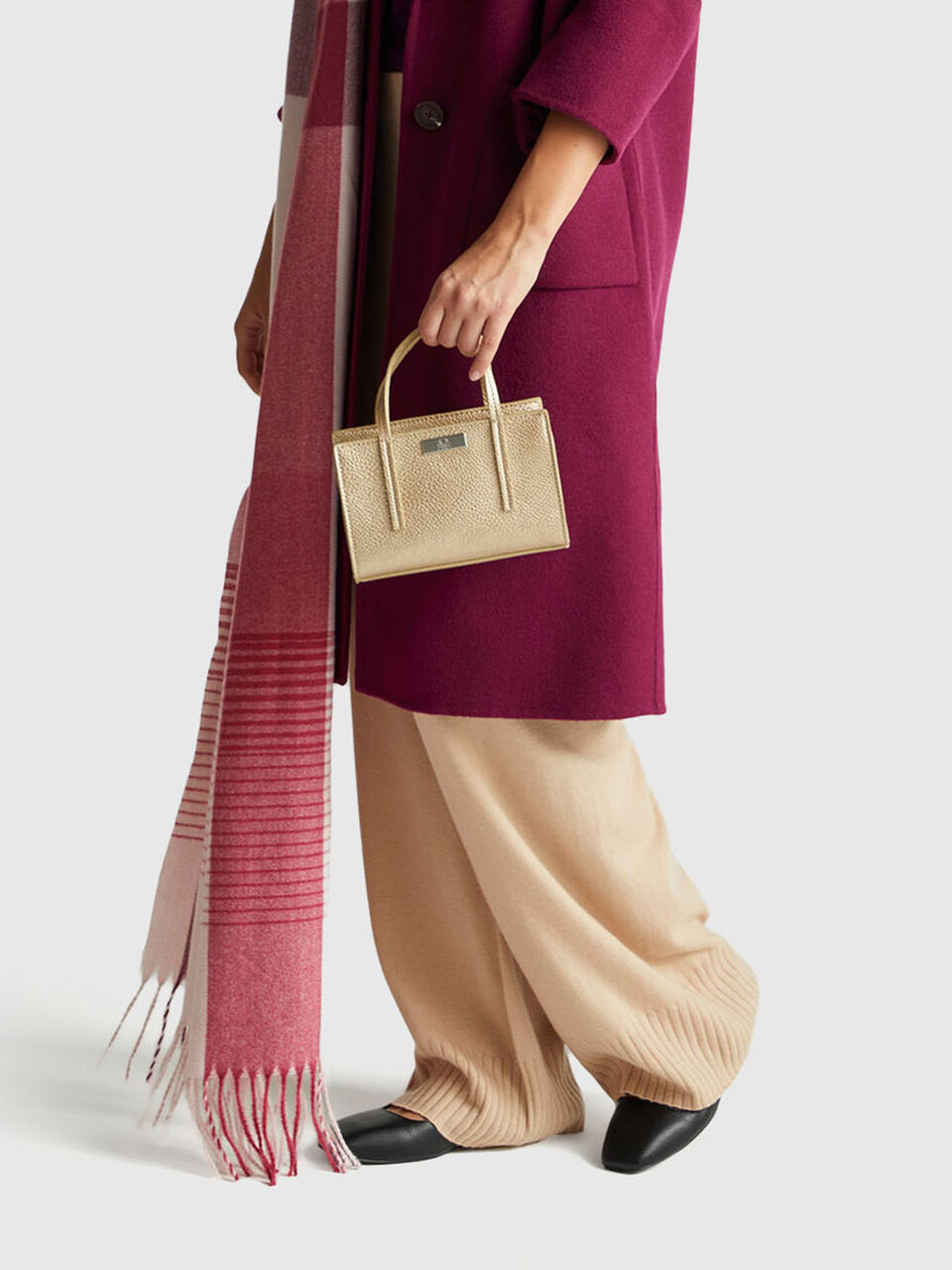 COAT Women image number null