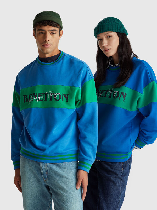 Stranger Things color block sweatshirt