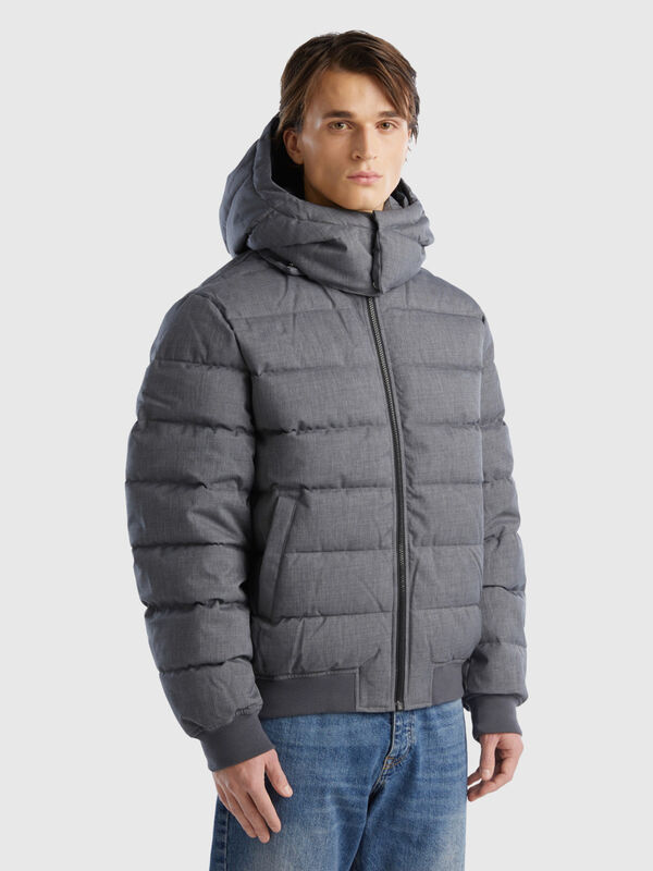 Short padded jacket with detachable hood