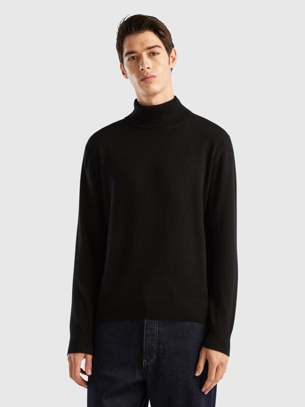 Black, Pure Cashmere Turtle Neck Sweater