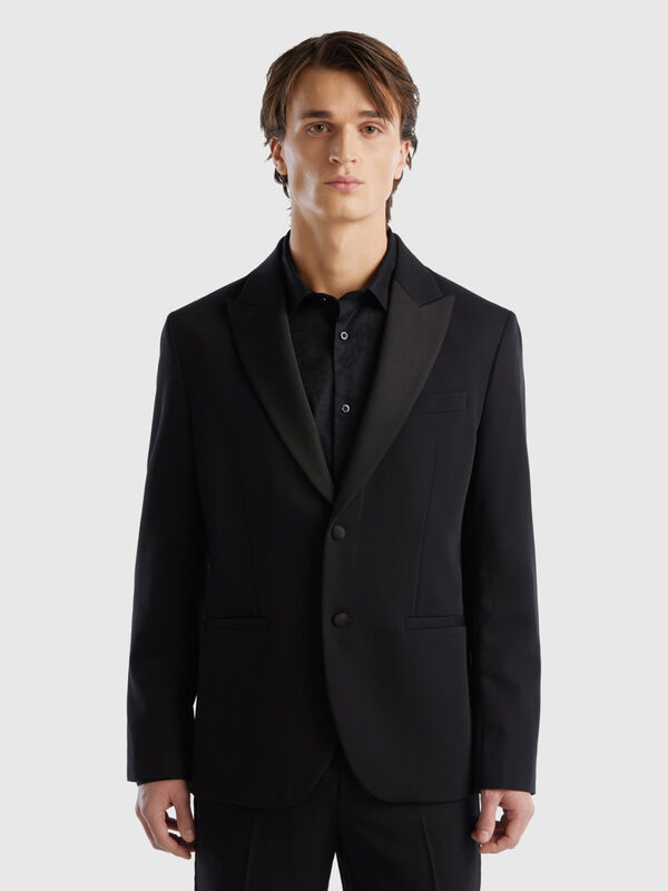 Elegant slim fit jacket