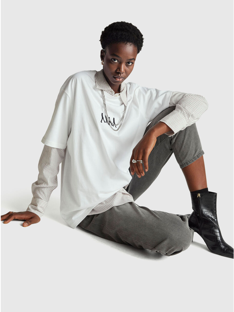 T-SHIRT image number null