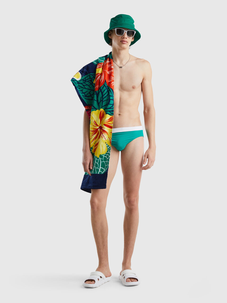 Swim bottoms in ECONYL®